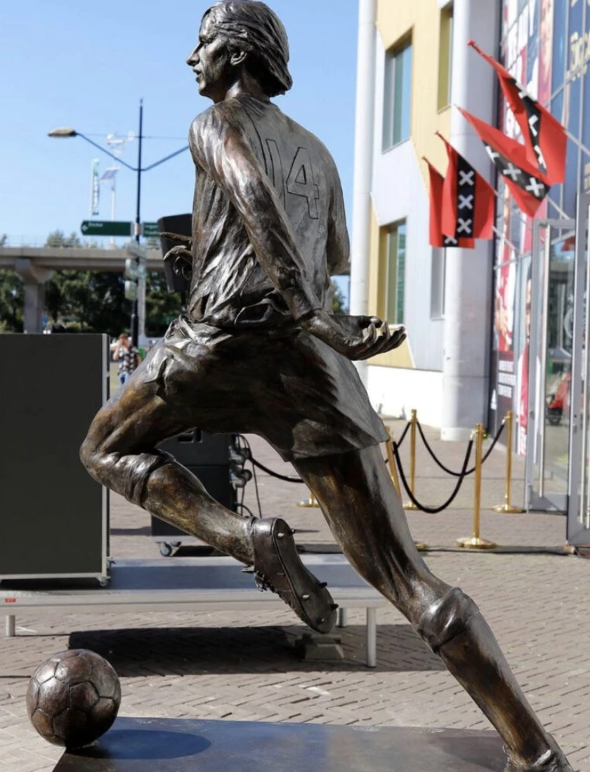 statues-04